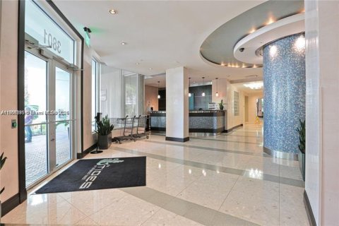 Copropriété à vendre à Hollywood, Floride: 1 chambre, 81.2 m2 № 1957051 - photo 23