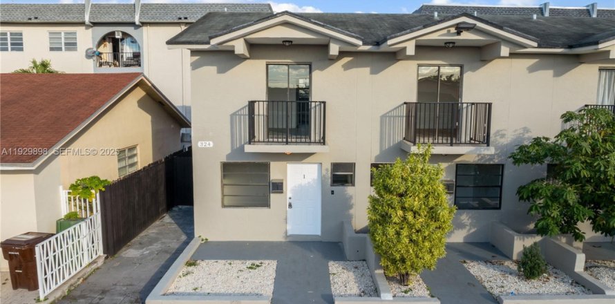 Таунхаус в Хайалиа, Флорида 2 спальни, 84.82м2 № 1989380