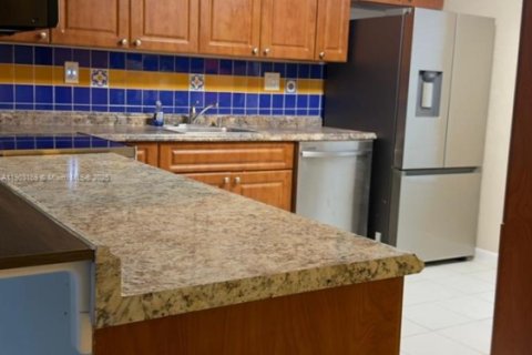 Touwnhouse à louer à Davie, Floride: 3 chambres, 133.78 m2 № 1956435 - photo 6