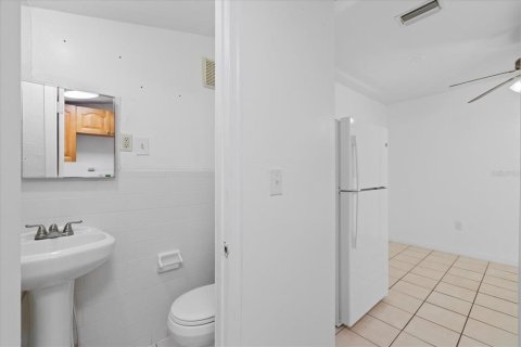 Casa en venta en Tampa, Florida, 3 dormitorios, 127.93 m2 № 1690033 - foto 19