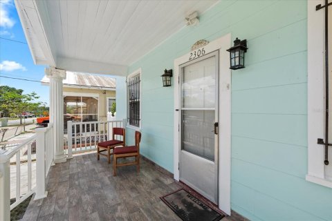 Casa en venta en Tampa, Florida, 3 dormitorios, 127.93 m2 № 1690033 - foto 3