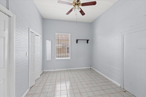 Casa en venta en Tampa, Florida, 3 dormitorios, 127.93 m2 № 1690033 - foto 15