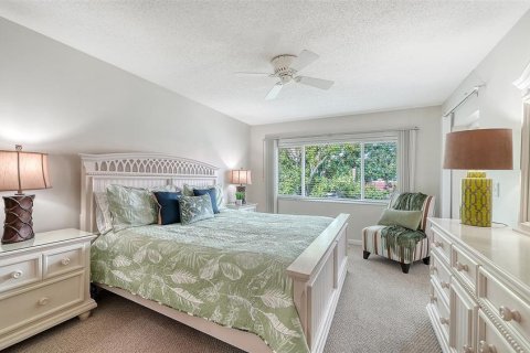 Copropriété à vendre à Sarasota, Floride: 2 chambres, 108.97 m2 № 2416844 - photo 17