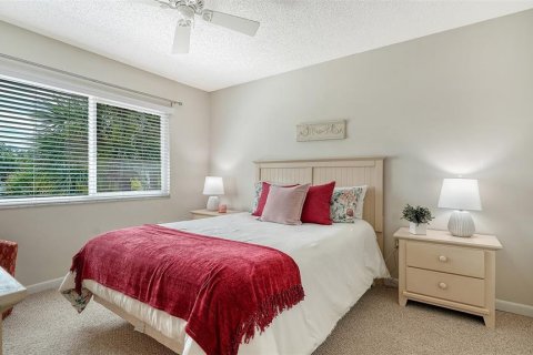 Copropriété à vendre à Sarasota, Floride: 2 chambres, 108.97 m2 № 2416844 - photo 21
