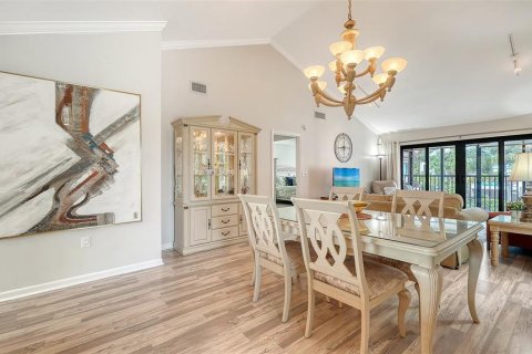 Copropriété à vendre à Sarasota, Floride: 2 chambres, 108.97 m2 № 2416844 - photo 2
