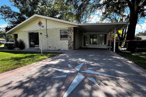 House in Belleview, Florida 3 bedrooms, 150.87 sq.m. № 2394254 - photo 2
