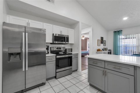 Casa en venta en Kissimmee, Florida, 3 dormitorios, 183.11 m2 № 1901229 - foto 7