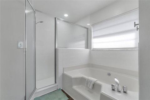 Casa en venta en Kissimmee, Florida, 3 dormitorios, 183.11 m2 № 1901229 - foto 25