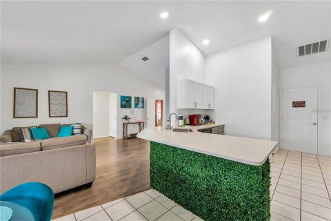 Casa en venta en Kissimmee, Florida, 3 dormitorios, 183.11 m2 № 1901229 - foto 8