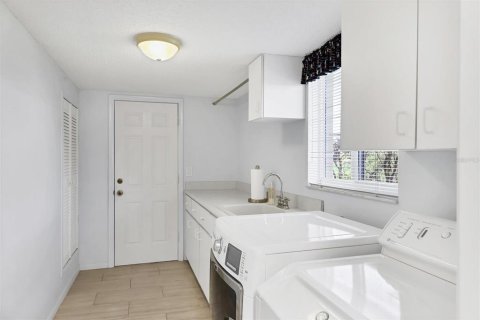 House in Nokomis, Florida 3 bedrooms, 201.97 sq.m. № 1783412 - photo 18