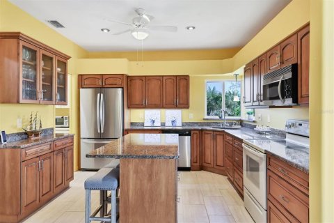 House in Nokomis, Florida 3 bedrooms, 201.97 sq.m. № 1783412 - photo 5