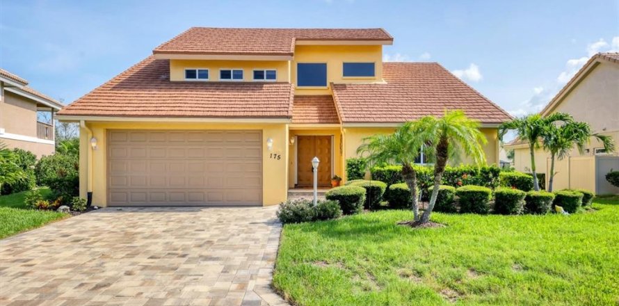House in Nokomis, Florida 3 bedrooms, 201.97 sq.m. № 1783412