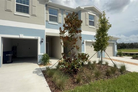 Touwnhouse à louer à Tampa, Floride: 3 chambres, 151.8 m2 № 2387593 - photo 2