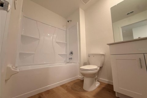 Touwnhouse à louer à Tampa, Floride: 3 chambres, 151.8 m2 № 2387593 - photo 24