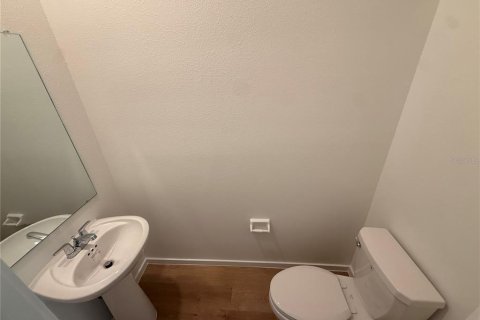 Touwnhouse à louer à Tampa, Floride: 3 chambres, 151.8 m2 № 2387593 - photo 10