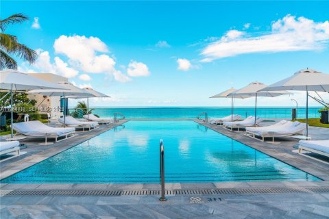 Copropriété à vendre à Sunny Isles Beach, Floride: 4 chambres, 463.77 m2 № 2001955 - photo 27