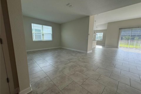House in Four Corners, Florida 4 bedrooms, 238.85 sq.m. № 1919657 - photo 16