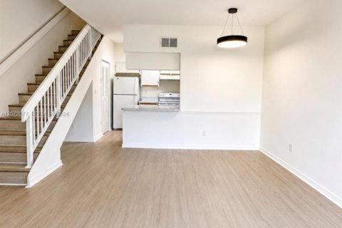 Condo à Hialeah, Floride, 1 chambre  № 2307432