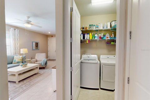 House in North Port, Florida 2 bedrooms, 133.41 sq.m. № 1556323 - photo 17