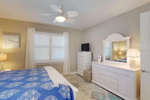 House in North Port, Florida 2 bedrooms, 133.41 sq.m. № 1556323 - photo 28