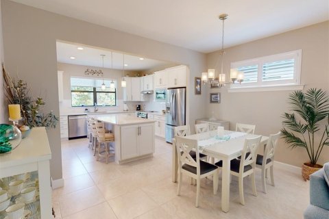 House in North Port, Florida 2 bedrooms, 133.41 sq.m. № 1556323 - photo 14