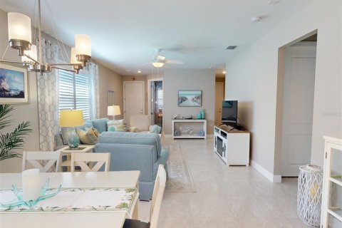 House in North Port, Florida 2 bedrooms, 133.41 sq.m. № 1556323 - photo 12