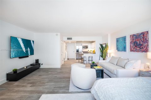 Condominio en venta en Miami Beach, Florida, 61.32 m2 № 1707096 - foto 24