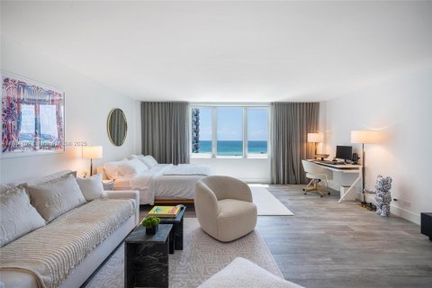 Condominio en venta en Miami Beach, Florida, 61.32 m2 № 1707096 - foto 17