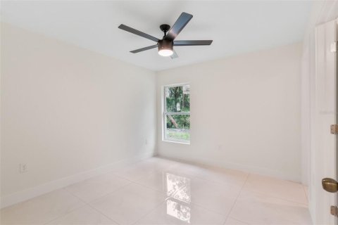 Casa en venta en Port Charlotte, Florida, 3 dormitorios, 97.18 m2 № 1813398 - foto 21