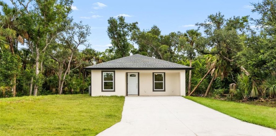 Casa en Port Charlotte, Florida 3 dormitorios, 97.18 m2 № 1813398