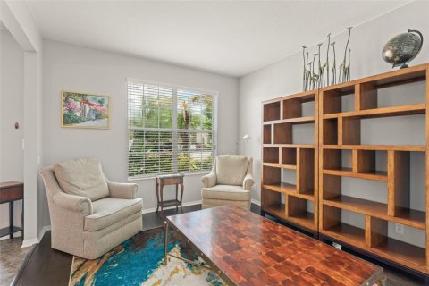 House in Tampa, Florida 4 bedrooms, 479.38 sq.m. № 1797982 - photo 10