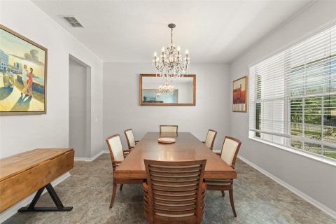 House in Tampa, Florida 4 bedrooms, 479.38 sq.m. № 1797982 - photo 7