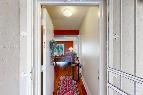 Купить кондоминиум в Катлер-Бей, Флорида 2 спальни, 110.74м2, № 2063037 - фото 7