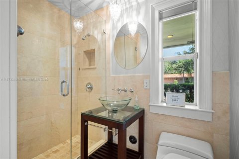 Снять в аренду виллу или дом в Майами, Флорида 4 спальни, 349.03м2, № 1923197 - фото 12