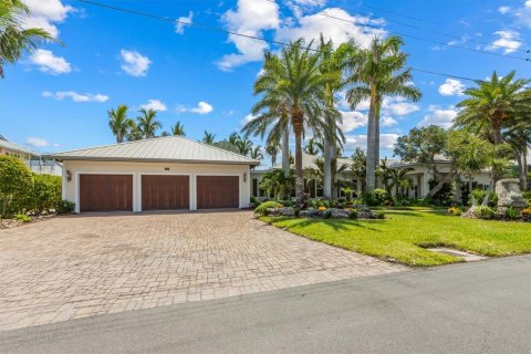 Casa en venta en Anna Maria, Florida, 4 dormitorios, 321.81 m2 № 1884521 - foto 4