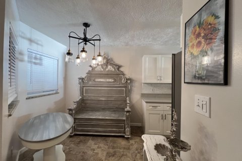 Condo in Fort Pierce, Florida, 2 bedrooms  № 1128821 - photo 1