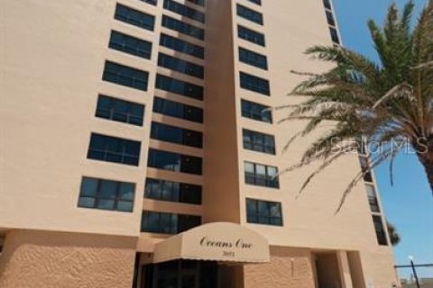 Condo in Daytona Beach, Florida, 2 bedrooms  № 1670756 - photo 2