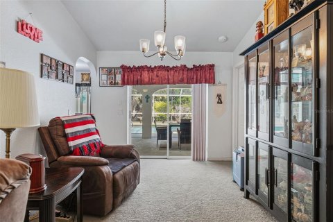 House in Port Charlotte, Florida 3 bedrooms, 179.77 sq.m. № 2142616 - photo 14