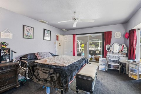 House in Port Charlotte, Florida 3 bedrooms, 179.77 sq.m. № 2142616 - photo 22