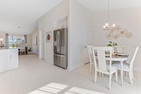 House in Palm Coast, Florida 4 bedrooms, 174.84 sq.m. № 1786272 - photo 15