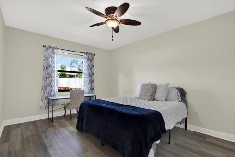 House in Spring Hill, Florida 4 bedrooms, 247.03 sq.m. № 1765641 - photo 23