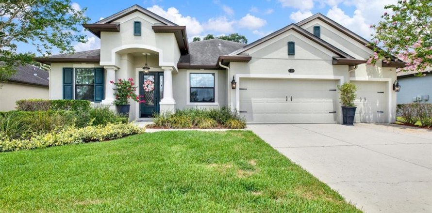 House in Spring Hill, Florida 4 bedrooms, 247.03 sq.m. № 1765641