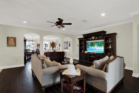 House in Spring Hill, Florida 4 bedrooms, 247.03 sq.m. № 1765641 - photo 9