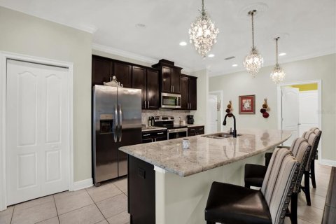 House in Spring Hill, Florida 4 bedrooms, 247.03 sq.m. № 1765641 - photo 17