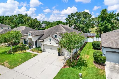 House in Spring Hill, Florida 4 bedrooms, 247.03 sq.m. № 1765641 - photo 4