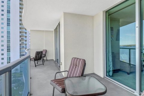 Copropriété à vendre à Fort Myers, Floride: 2 chambres, 109.62 m2 № 2291903 - photo 28