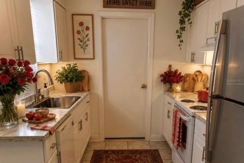 House in Ormond Beach, Florida 2 bedrooms, 103.12 sq.m. № 2116620 - photo 3
