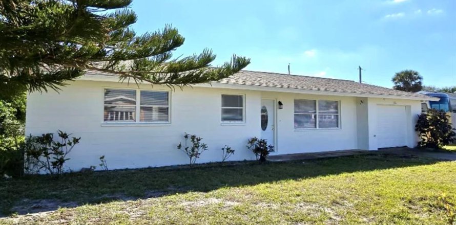 House in Ormond Beach, Florida 2 bedrooms, 103.12 sq.m. № 2116620