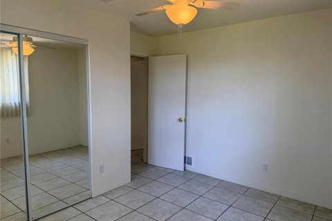House in Ormond Beach, Florida 2 bedrooms, 103.12 sq.m. № 2116620 - photo 16