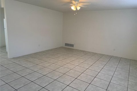 House in Ormond Beach, Florida 2 bedrooms, 103.12 sq.m. № 2116620 - photo 8